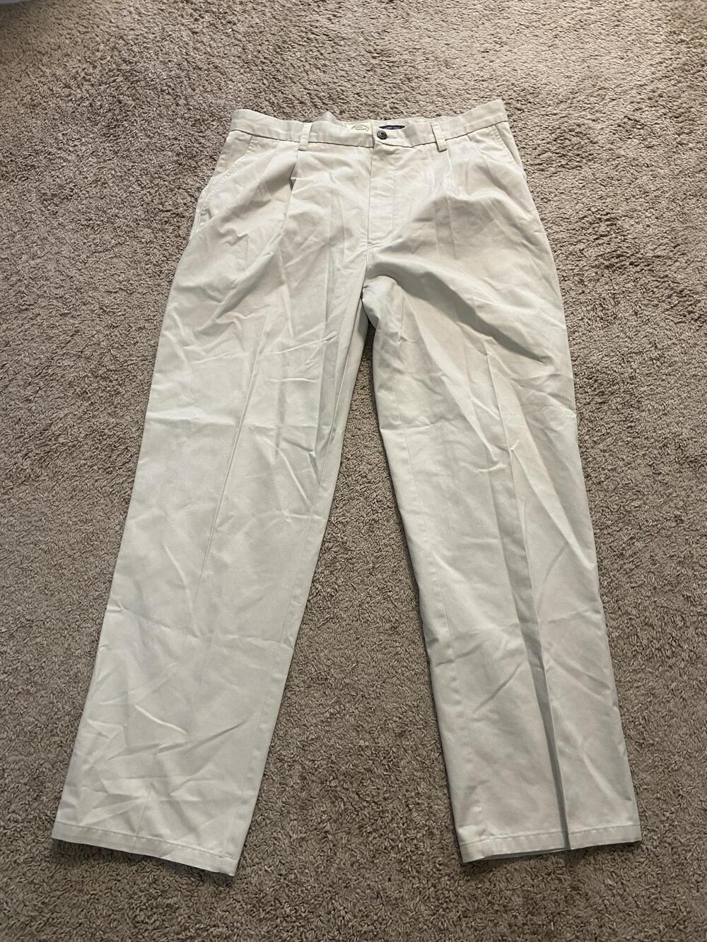 St. John's Bay Pants Mens 38x31 Beige Chino Pleated Classic Fit Cotton Pockets